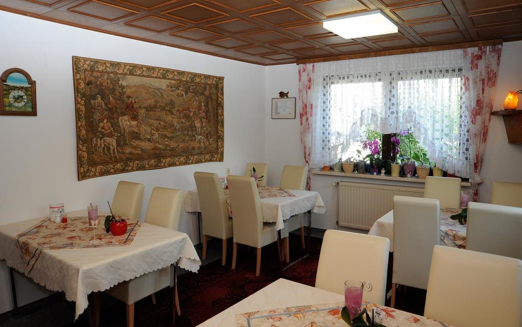 Haus Stuttgart Bed & Breakfast Obernberg am Inn Exterior photo